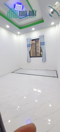 Nhà bán 3 Tầng mới hẻm 718 Trần Hưng Đạo P2 Q5 - Giá : 2 Tỷ 550
