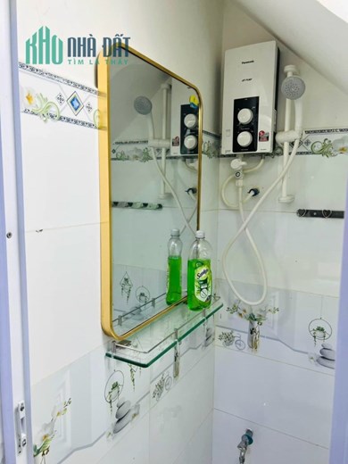 Nhà bán 3 Tầng mới hẻm 718 Trần Hưng Đạo P2 Q5 - Giá : 2 Tỷ 550