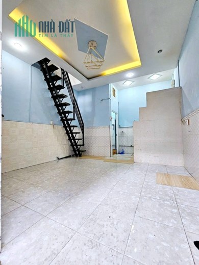 Nhà bán Trệt, lầu hẻm 154 Âu Dương Lân P3Q8 - Giá 2 Tỷ 380