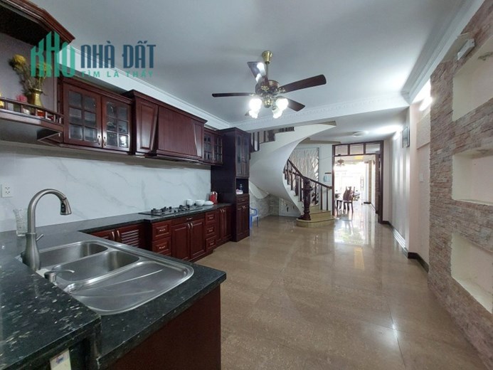 Nhà Mặt Tiền Kinh Doanh 4MX19M 5Tầng Phường Phú Thạnh Quận Tân Phú.