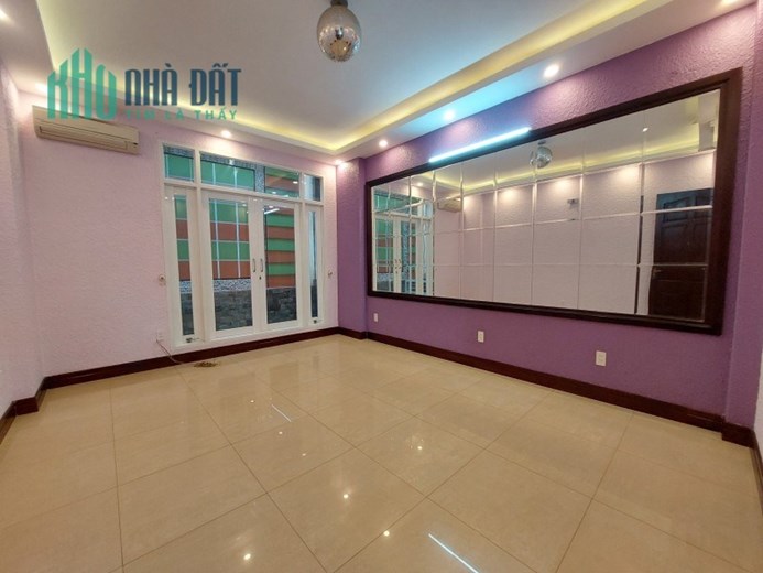 Nhà Mặt Tiền Kinh Doanh 4MX19M 5Tầng Phường Phú Thạnh Quận Tân Phú.