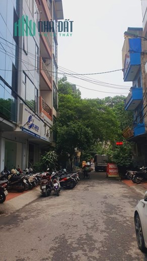 Nhà bán Ngô Quyền, Hà Đông, 65m2, C4, 5,1m tiền, 10,5 tỷ.