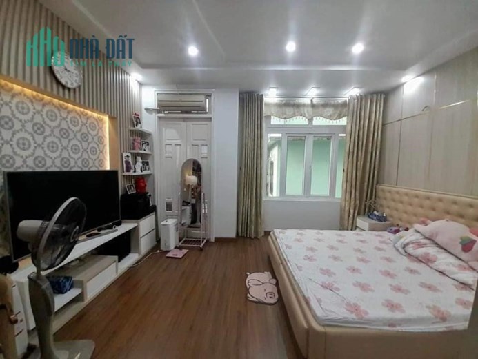 Bán gấp nhà mặt phố Ngô Thì Sỹ - Hà Đông, 2 ô tô tải tránh, view sông Nhuệ 62m nhỉnh 9 tỷ.