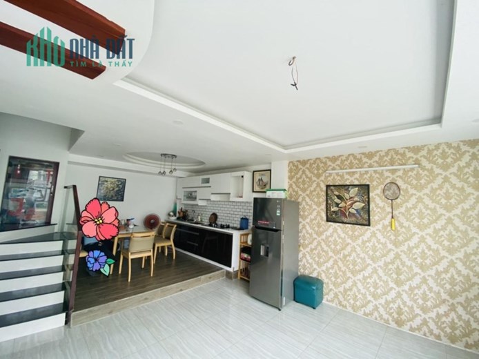 Bán nhà Mặt Tiền KD khu họ Lê Phú Thạnh Tân Phú 40m2, 5 tầng chỉ 7,4 tỷ còn TL.