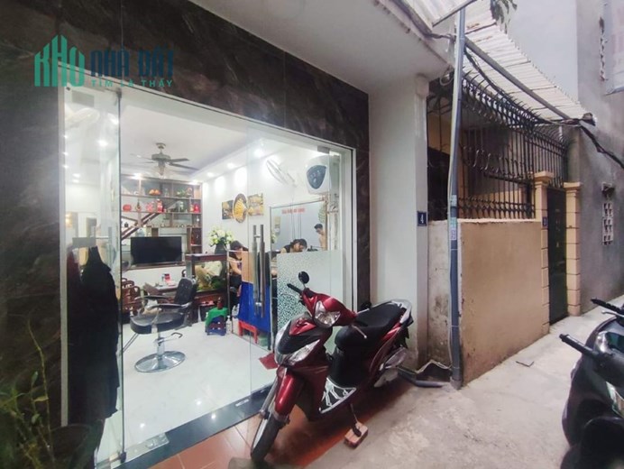 Bán nhà Xã Đàn,60M ra mặt phố,ngõ ba gác tránh xe máy,kinh doanh nhỏ,vô vàn tiện ích .48m x4 tầng