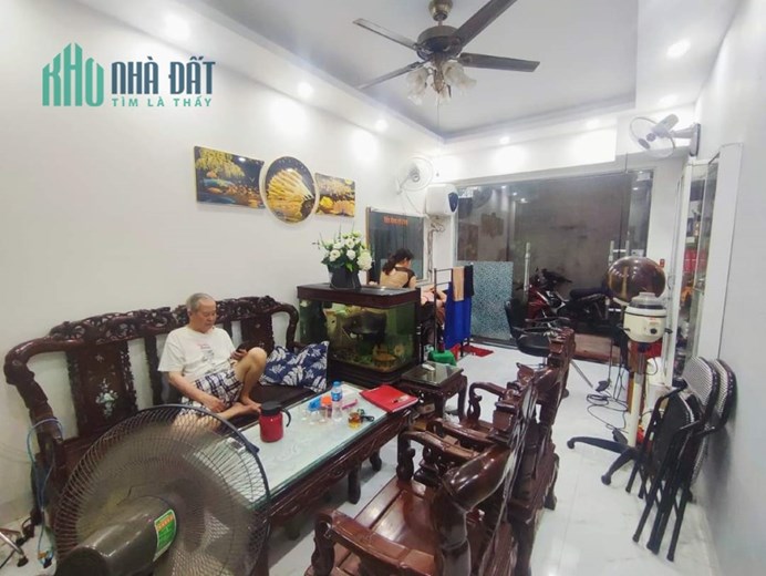 Bán nhà Xã Đàn,60M ra mặt phố,ngõ ba gác tránh xe máy,kinh doanh nhỏ,vô vàn tiện ích .48m x4 tầng
