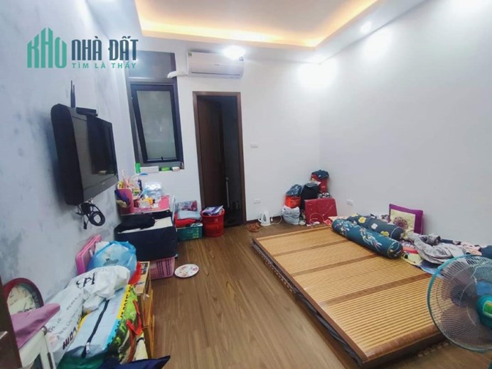 Bán nhà Xã Đàn,60M ra mặt phố,ngõ ba gác tránh xe máy,kinh doanh nhỏ,vô vàn tiện ích .48m x4 tầng