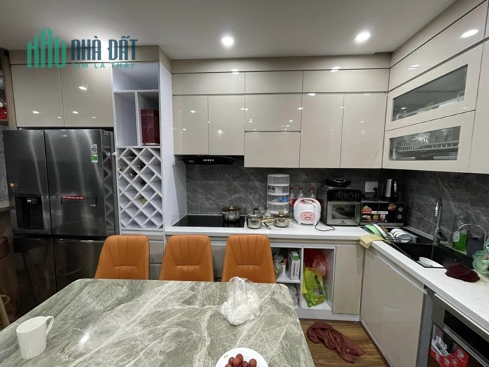 AN DƯƠNG - Ô TÔ TRÁNH, THANG MÁY XỊN, KINH DOANH TỐT 11.1 TỶ