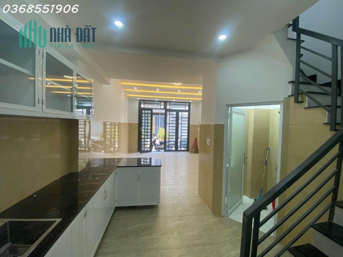 Bán Nhà Nguyễn Xí, Hẻm 6m Xe Tăng Chạy, DT 70m2, 4 Tầng 5PN Chỉ 7 Tỷ TL