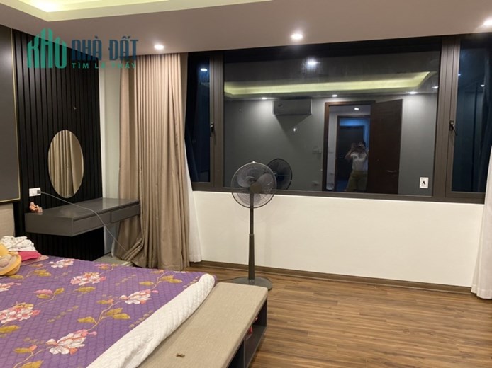 Bán nhà MẶT PHỐ Châu Long, Ba Đình, 70m2, KD, oto, giá 32.9 tỷ, Giang8tk