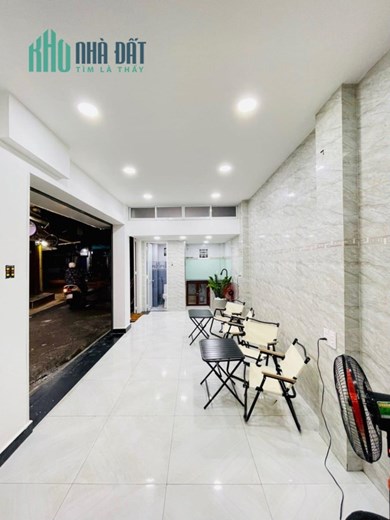 Bán Nhà Chính Chủ MT Trường Sa - Quận Phú Nhuận - 35m2 - 3Tầng - Chỉ nhỉnh 5Tỷ.