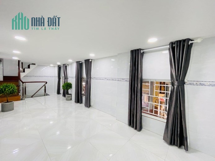 Bán Nhà Chính Chủ MT Trường Sa - Quận Phú Nhuận - 35m2 - 3Tầng - Chỉ nhỉnh 5Tỷ.