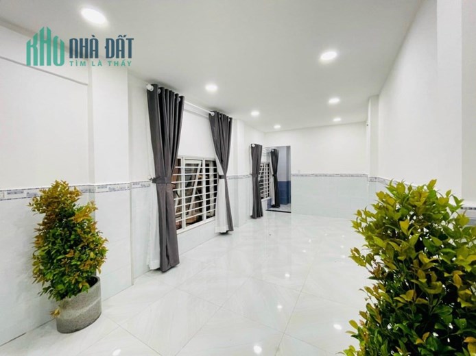 Bán Nhà Chính Chủ MT Trường Sa - Quận Phú Nhuận - 35m2 - 3Tầng - Chỉ nhỉnh 5Tỷ.