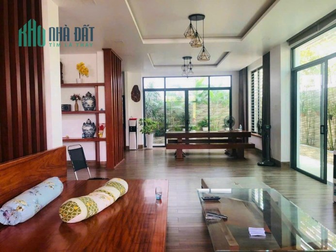 Bán biệt thự 3 tầng KĐT Mỹ Gia, Nha Trang đất 210m2