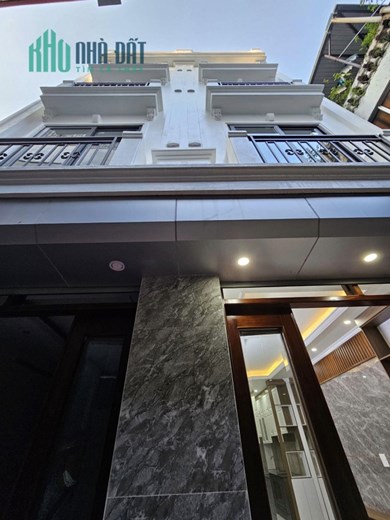 Nhà đẹp Bạch Mai, Hai Bà Trưng, 30m, 5 tầng,hiện đại,  trung tâm, chỉ 3.8 tỷ