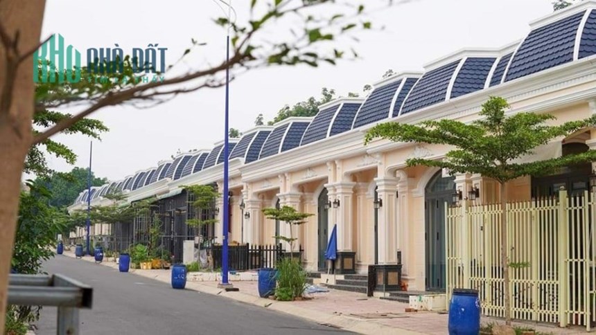 Tin Sốt dẻo.Nhà Lầu NgayTrung tâm Bến Cát.Chỉ Cần 480 Triệu Mua Ngay.HỖ TRỢ NGÂN HÀNG 80%