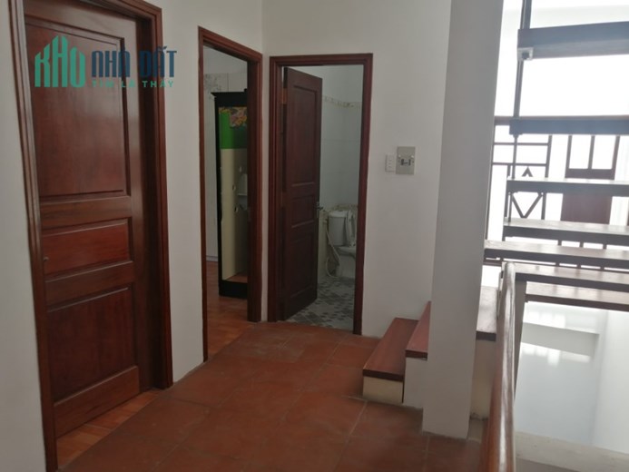 Q7 HẺM 6M XE HƠI TỚI NHÀ , 80M2 NGANG BỀ THẾ 7M, 6PN ĐANG CHO THUÊ 18 TRIỆU / THÁNG