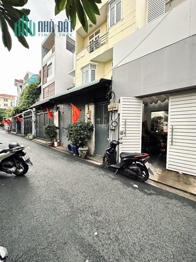 Bán Nhà Chính Chủ HXH Đào Duy Anh - Quận Phú Nhuận - 110m2 - 3Tầng - Chỉ nhỉnh 18Tỷ.