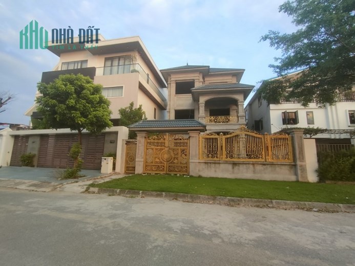 Bán biệt thự xây thô 252 M có hỗ chờ  thang máy Đông Hải Hải An