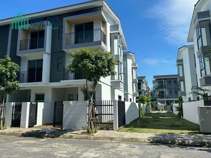 Bán Căn sẻ khe  liền Kề 105 M bellhomes Thủy Nguyên