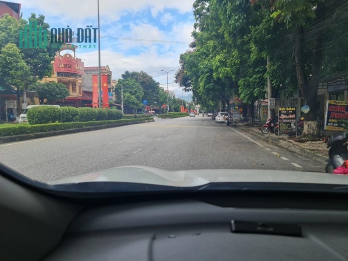 CHÍNH CHỦ Bán Hoặc Cho Thuê Căn Nhà Đẹp Tại Trần Hưng Đạo, Phường Đức Xuân, TP Bắc Kạn, Bắc Kạn