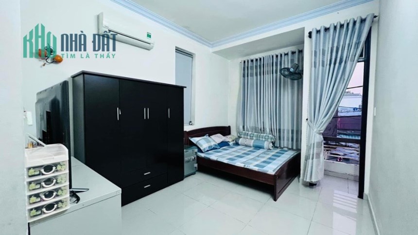 Giảm sâu Kinh doanh sầm uất mặt tiền Nguyễn Hoàng Hải Châu Đà Nẵng giá 4 tỷ 750tr