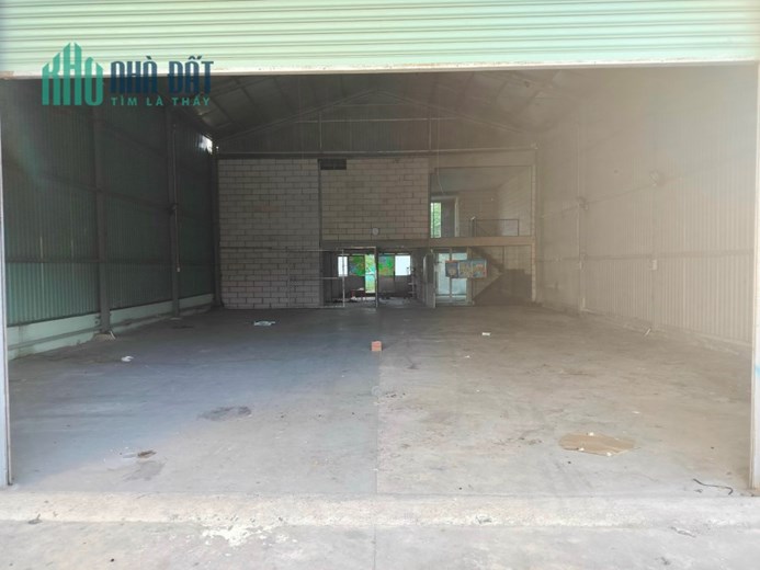 Nhà xưởng cho thuê 540m2 ngã tư Ga, chợ Cầu Đồng