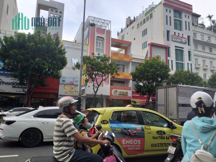.Nhà Mặt Tiền góc Nguyễn Văn Linh – Nguyễn Hoàng, 89m2, 5 tầng, 16 tỷ