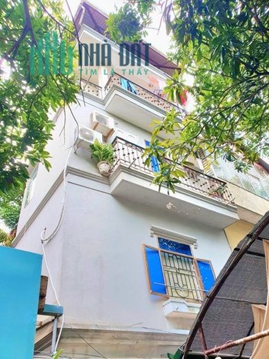 BÁN NHÀ 4 TẦNG 1TUM 20M RA MẶT PHỐ DT:25M2 x MT:5M x 3 PHÒNG NGỦ GIÁ:1.9 TỶ GẦN PHỐ CỔ  _ TRUNG TÂM