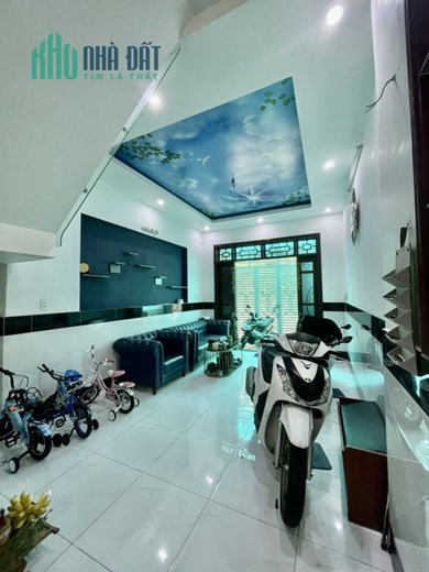 Nhà 4Mx14M 4Tầng Hẻm 6M Kế Đường Trường Chinh Quận Tân Bình