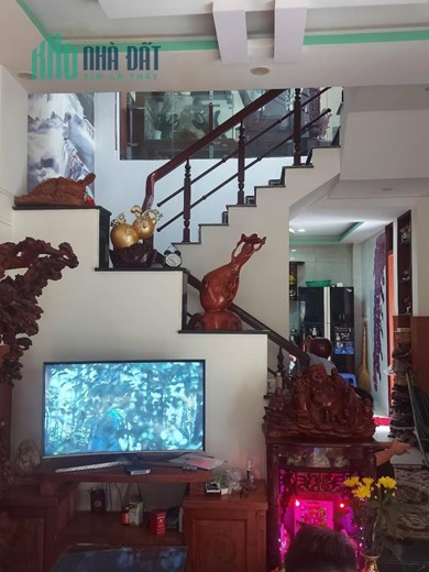 Bán Nhà ôm góc sau 1 căn MT Đường nội bộ Phó Đức Chính P.Lê Hồng Phong QN , 43m2 , 4 Mê , Giá 4 Tỷ