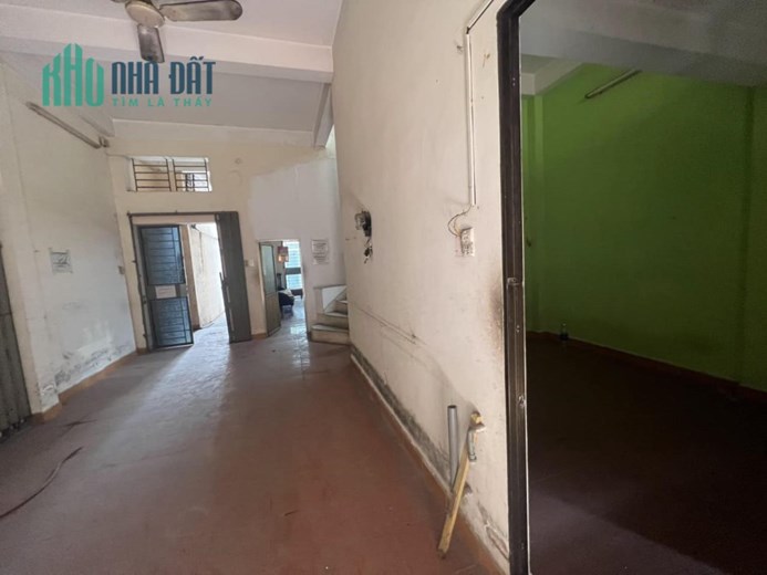 Bán Nhà sát CVPM Quang Trung, 110m2, ngang 7.5m, 3PN, Giá Chỉ 3 TỶ 99