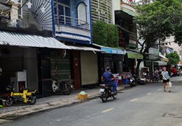 TB. Bán nhà 2 MẶT TIỀN K.Doanh gần Lạc Long Quân. Ngang 5.8M, 145m2, 2T. Giá tốt!