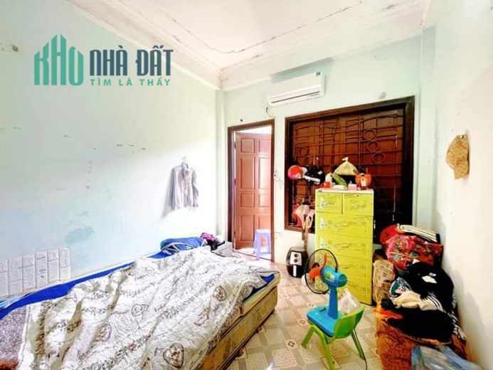 Bán Nhà Ngõ 113 Phố Yên Hòa 50/53 x 3 tầng , gần Phố Hạ Yên Quyết , giá đầu tư chỉ 130tr/m2