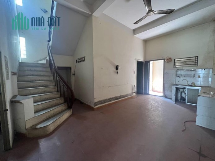 Bán Nhà Trung tâm Quận 12,TCH 110m2, ngang 7.5m, 3PN, Giá Chỉ 3 TỶ 99