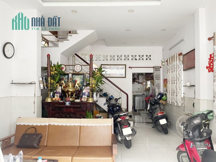 Bán nhà gần mặt tiền Phan Văn Trị, Bình Thạnh. 60m2, 4Tầng. Chỉ 5.5 tỷ