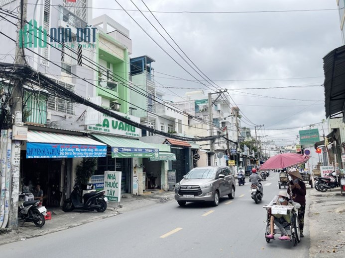 Bán nhà gần mặt tiền Phan Văn Trị, Bình Thạnh. 60m2, 4Tầng. Chỉ 5.5 tỷ