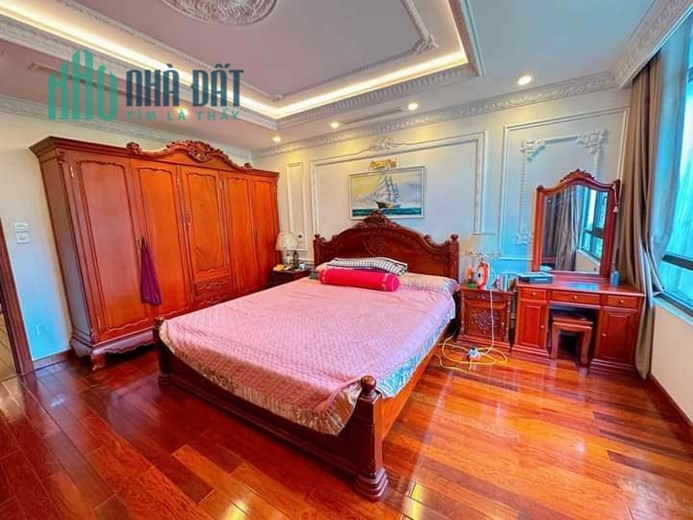 Bán Căn Biệt Thự Liền Kề Hoàng Hoa Thám 87m2 x 5 tầng, nội thất sang trọng , gara ô tô , giá đầu tư