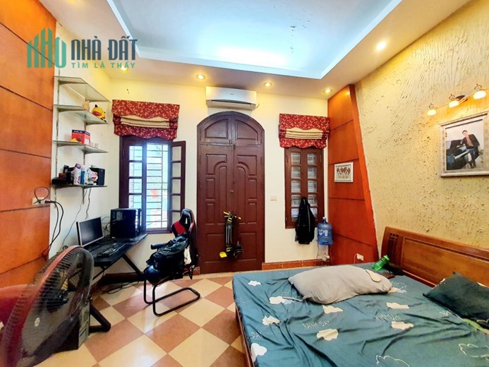 BÁN NHÀ PHỐ TRƯƠNG ĐỊNH - MINH KHAI 50M - 4T DÂN XÂY NHÀ ĐẸP 2 THOÁNG TRƯỚC SAU