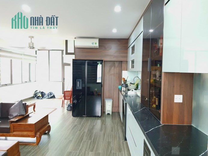 BÁN NHÀ NGÕ BỒ ĐỀ( LONG BIÊN) 5 TẦNG_GẦN PHỐ_ GẦN Ô TÔ_TẶNG NỘI THẤT ĐẸP_ NHỈNH 3 TỶ