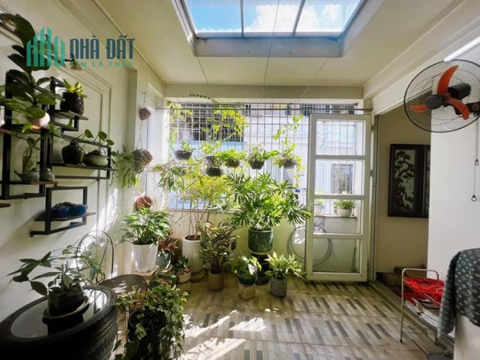 BÁN NHÀ MẶT NGÕ PHỐ NGỌC LÂM( LONG BIÊN) 60 M2 X 4 TẦNG CHỈ NHỈNH 4 TỶ