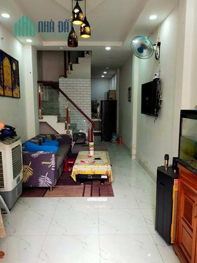 Bán nhà HXH, Bùi Xuân Phái, Tân Phú, 60m² (3x20), 2 tầng, 2PN, chỉ 3.99 tỷ TL
