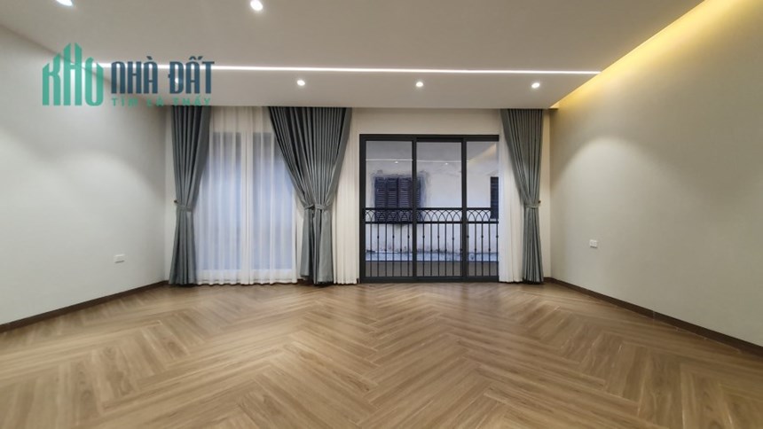 NGHI TÀM - GARA Ô TÔ TRÁNH, THANG MÁY, KINH DOANH ĐỈNH 11.4 TỶ