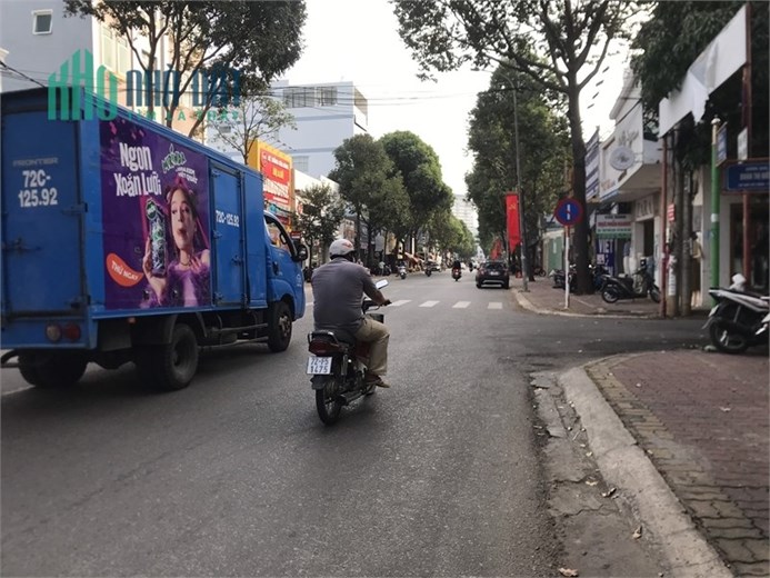 Cho thuê mặt bằng kính đẹp 1 trệt 2 lầu đường Trương Công Định, TPVT