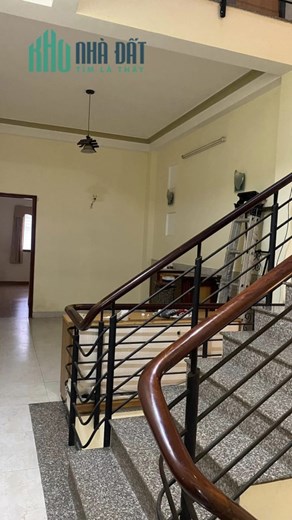 Bán nhà 2 Mặt tiền Hẻm Cách Mạng Tháng 8, DT: 4x16m, 9PN, cho thuê 30tr. giá chỉ 10.9 tỷ