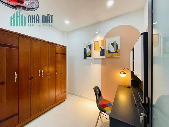 Siêu Phẩm+Siêu rẻ, Đường số 4, P.16, Gò Vấp – 4 tầng mới keng, chỉ 4.45 tỷ