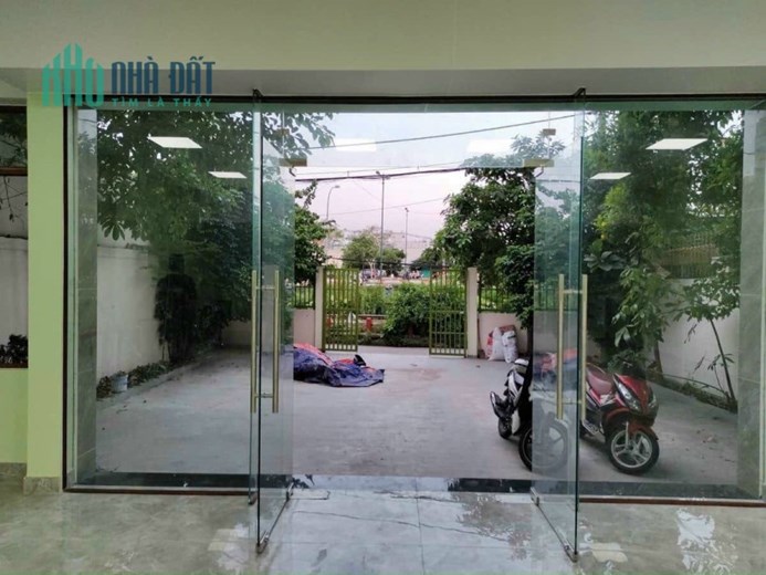Bán nhà Đường Linh Đông, Ngay Phạm Văn Đồng, dt 246 m² Giá 8,8 Tỷ