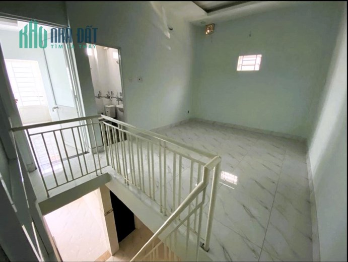 Bán nhà 1T1L 2pn 61m2 đường Kha Vạn Cân Linh Đông