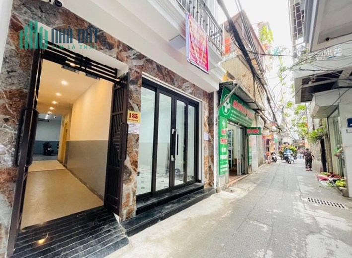 CCMN MẶT PHỐ CHÍNH KINH, 81M2, 9 TẦNG, DÒNG TIỀN 1.8 TỶ.