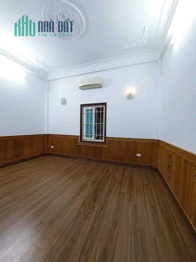 Bán Nhà Ngõ 165 Phố Dương Quảng Hàm 57m2 * 5 tầng, 5 phòng ngủ, ngõ thông, ô tô đỗ cửa vào nhà, giá